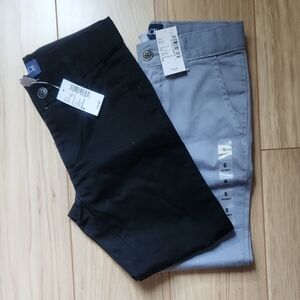 The Childrens Place Black and Gray Pants Set